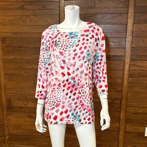 Vibrant Women's Blouse with Red and Pink Accents